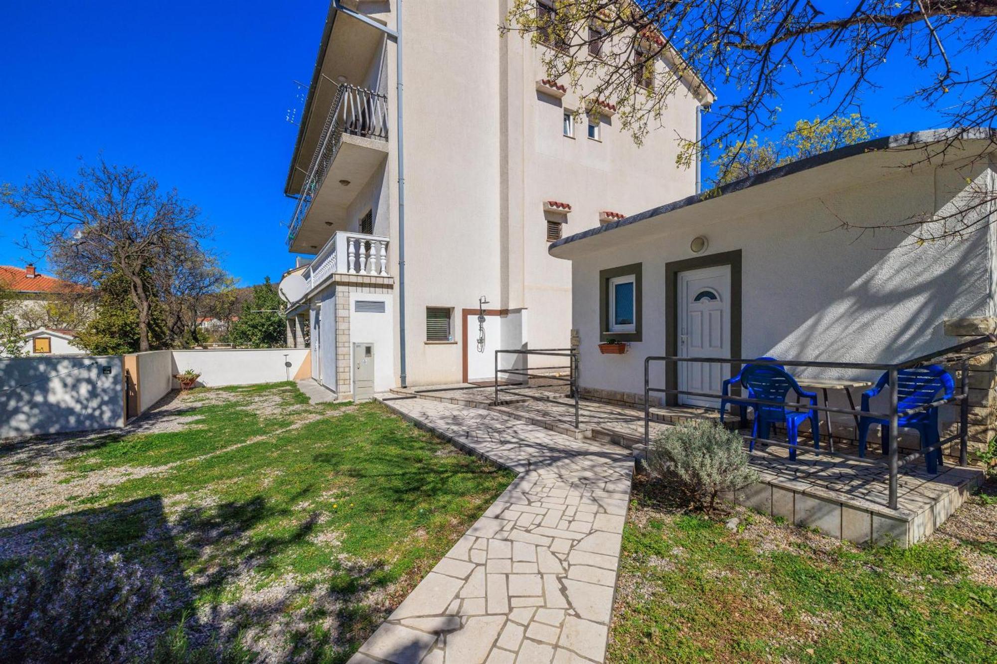 Apartment Julija ポヴィレ エクステリア 写真