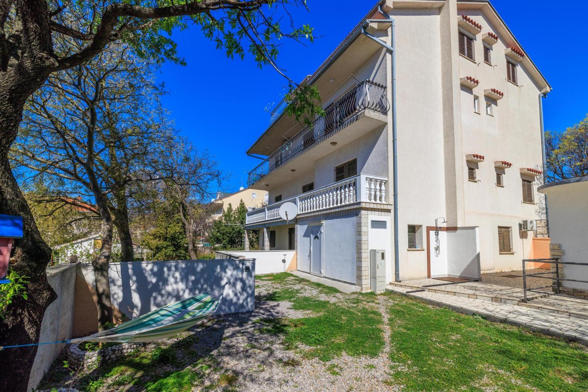 Apartment Julija ポヴィレ エクステリア 写真